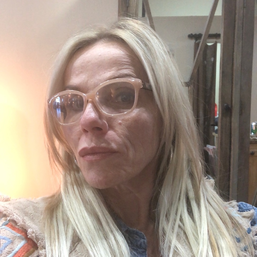 Meet your Posher, Jami